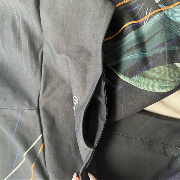 Compression yoga leggings - Medium - Geometric asymmetrical print - Picture 8 of 8